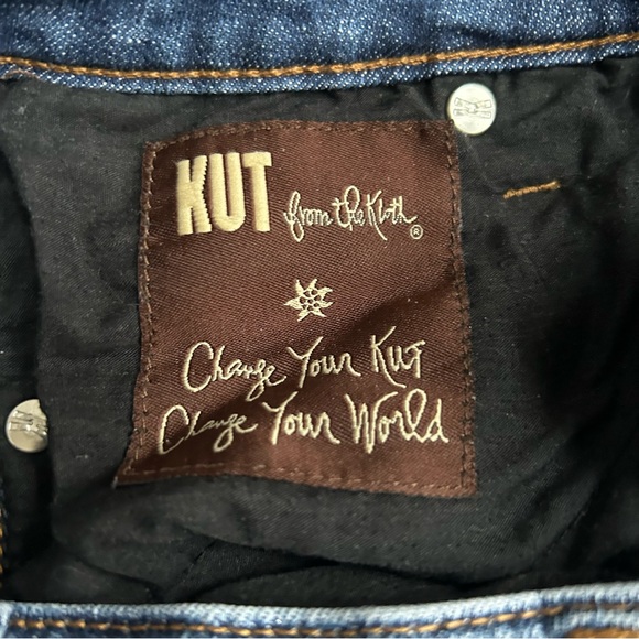 Women's Kut from the Kloth Mia Cropped Raw Hem Skinny Stretch Denim Jean Size 2 - Picture 3 of 14